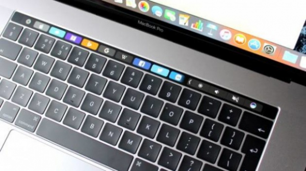 Apple удалит Touch Bar на MacBook Pro 15?